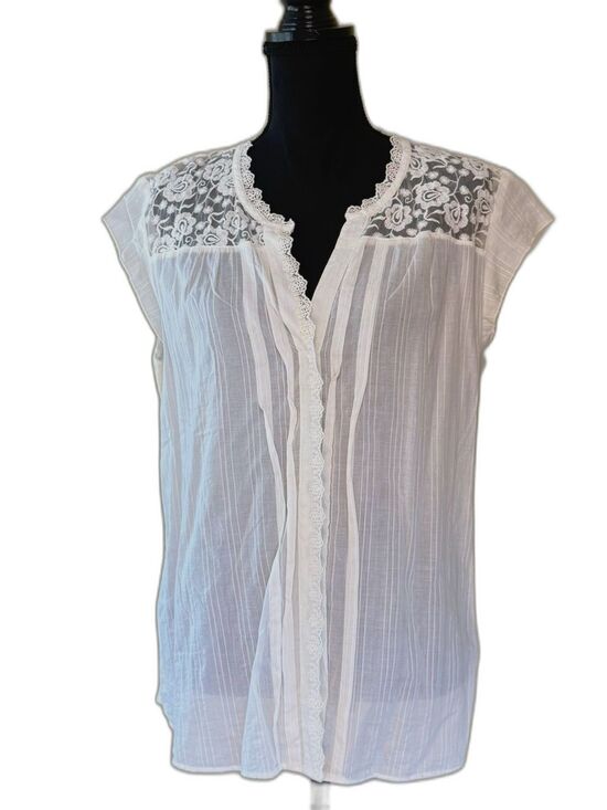 Eddie Bauer Tops - Eddie Bauer Women's XL Ivory Cotton Lace Blouse Pintuck Cap Sleeve Button Down